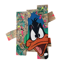 Charger l&#39;image dans la galerie, Pop art interpretation of Daffy Duck on wooden palette boards with colorful paint and comic book elements.