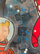 Charger l&#39;image dans la galerie, Tableau Tintin Milou pop art avec détails colorés et éléments graphiques modernes sur fond artistique.